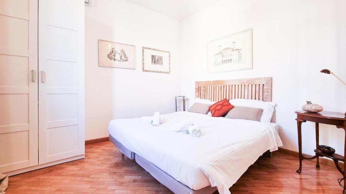 Luxury Penthouse With Terrace By Spanish Steps Apartment Rom